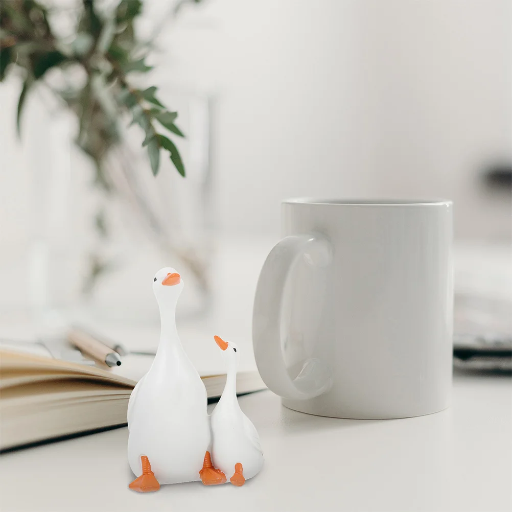 

2Sets Resin Statue Outdoor Garden Decoration Resin Animals Ornament Simulation Sculpture for Patio Lawn