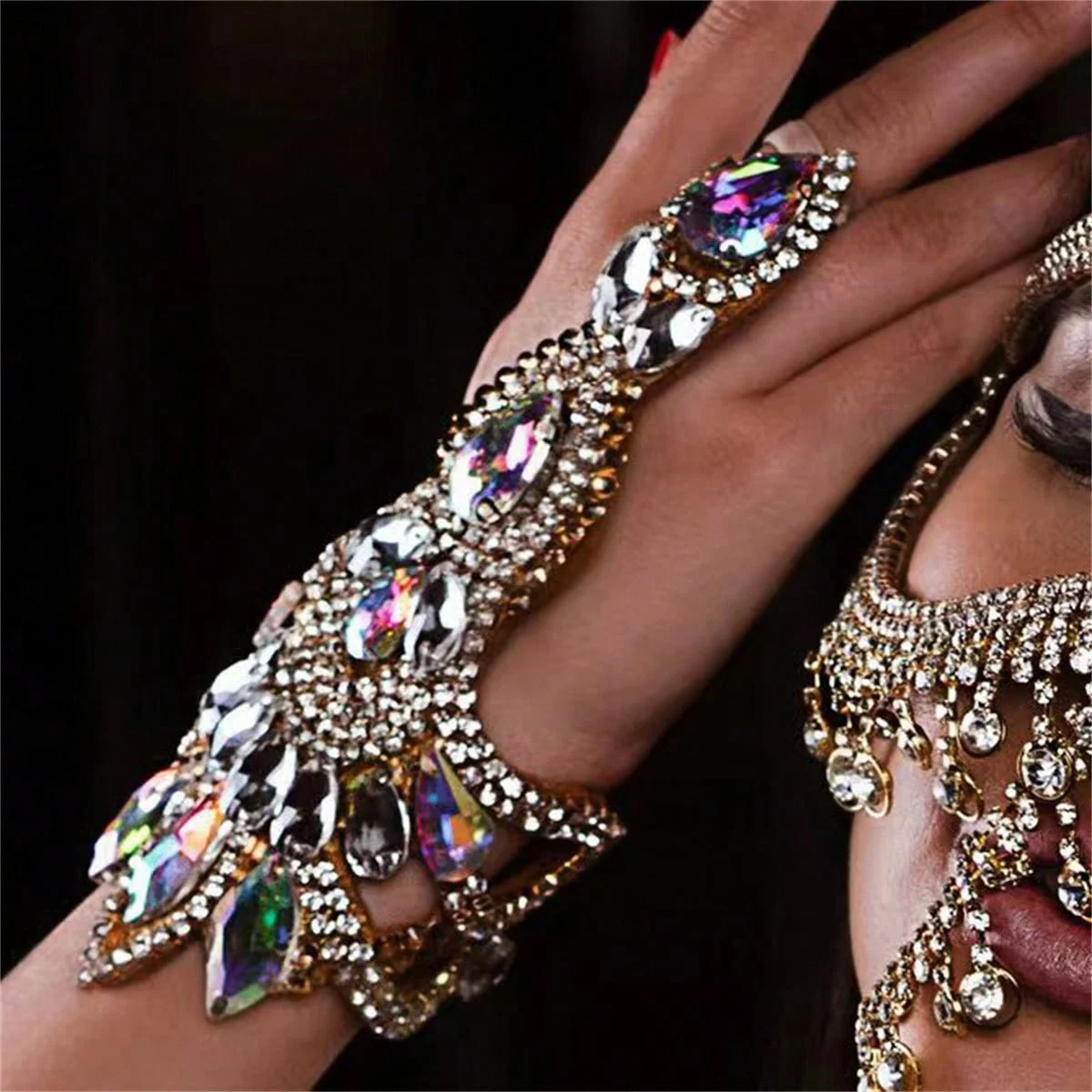 1pc Fashionable Exquisite Multicolor Rhinestone Bracelet Exquisite Luxury Banquet Party Crystal Bracelet Jewelry Accessories