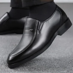 Men's Breathable Leather Shoes Black Soft Leather Soft Bottom Spring And Autumn Best Man Men's Business Formal Wear Casual Shoe