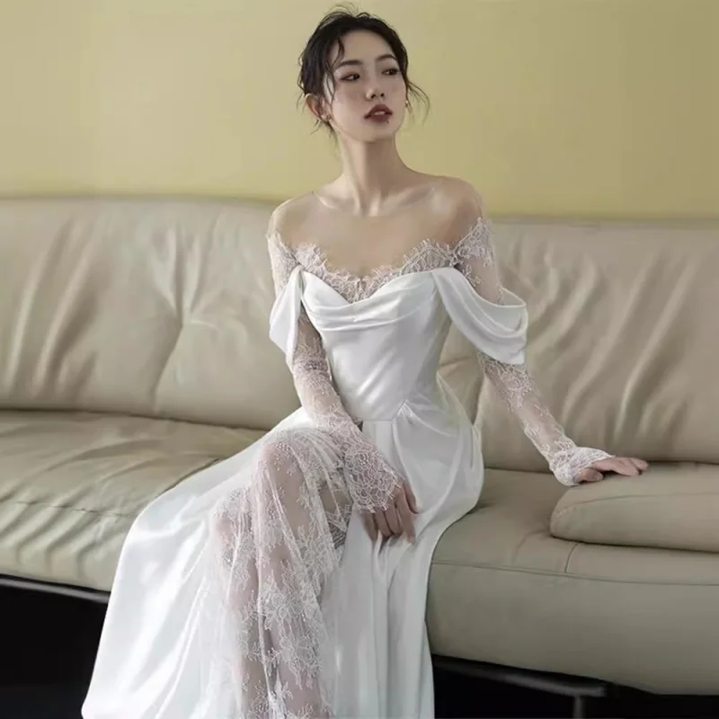 French Satin Light Wedding Dress Light Luxury New Bride Style Vintage Lace Off-Shoulder Light Gown Petite Party Dress