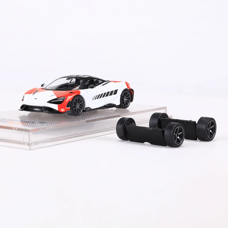 CM MODEL 1:64 765LT Alloy Model Car