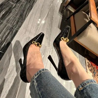 

Women New Pump Black Leather Metal Chain Stiletto Heels Kitten Pointed Dark Pattern Plaid Brand Design Sandals Fashion Sexy Shoe