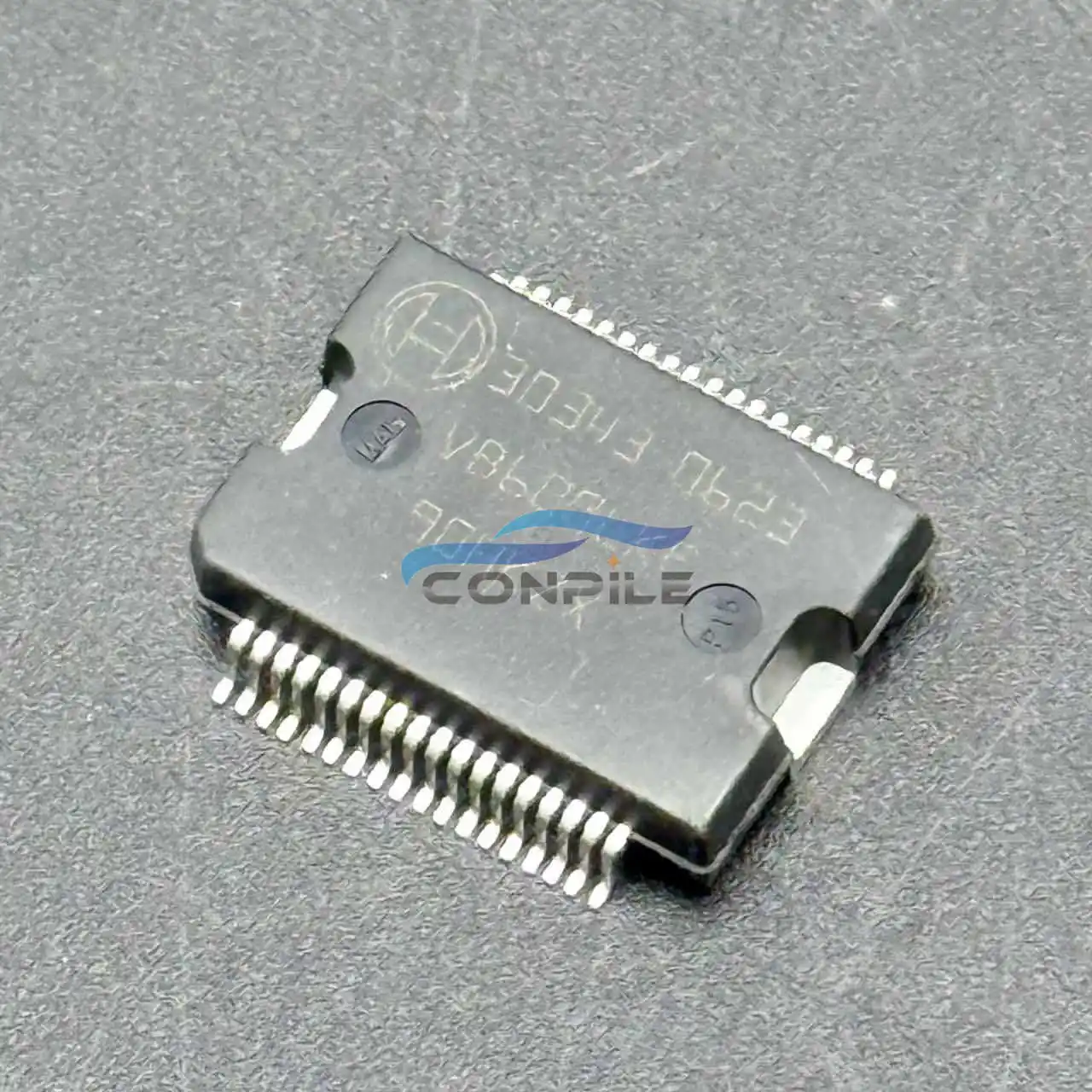 30343 ME7.5 M797 for Volkswagen Golf car engine ECU board power supply IC chip
