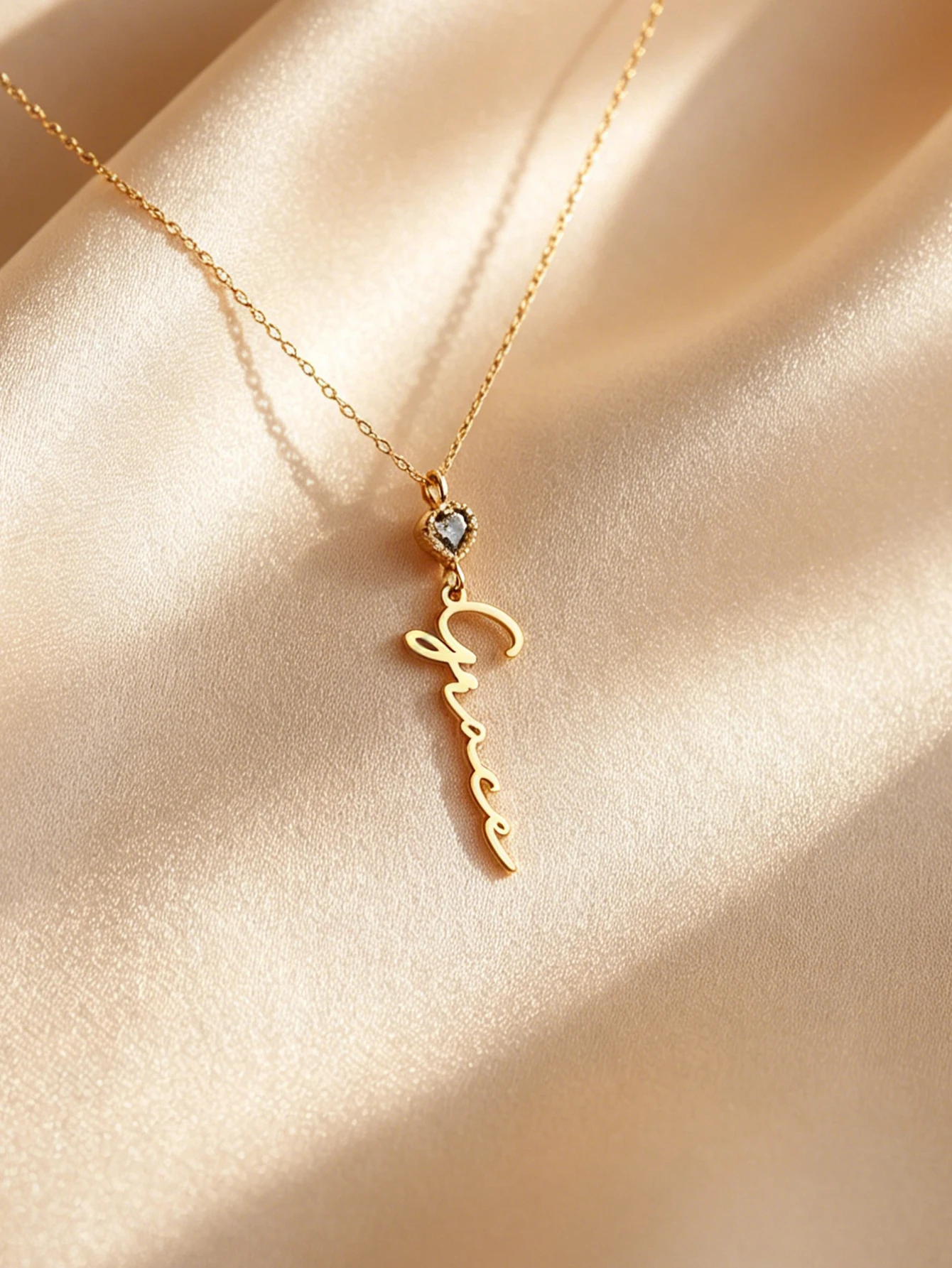 Gioiello Personalizzato con No - Birth Flower Necklace recensione e prezzo