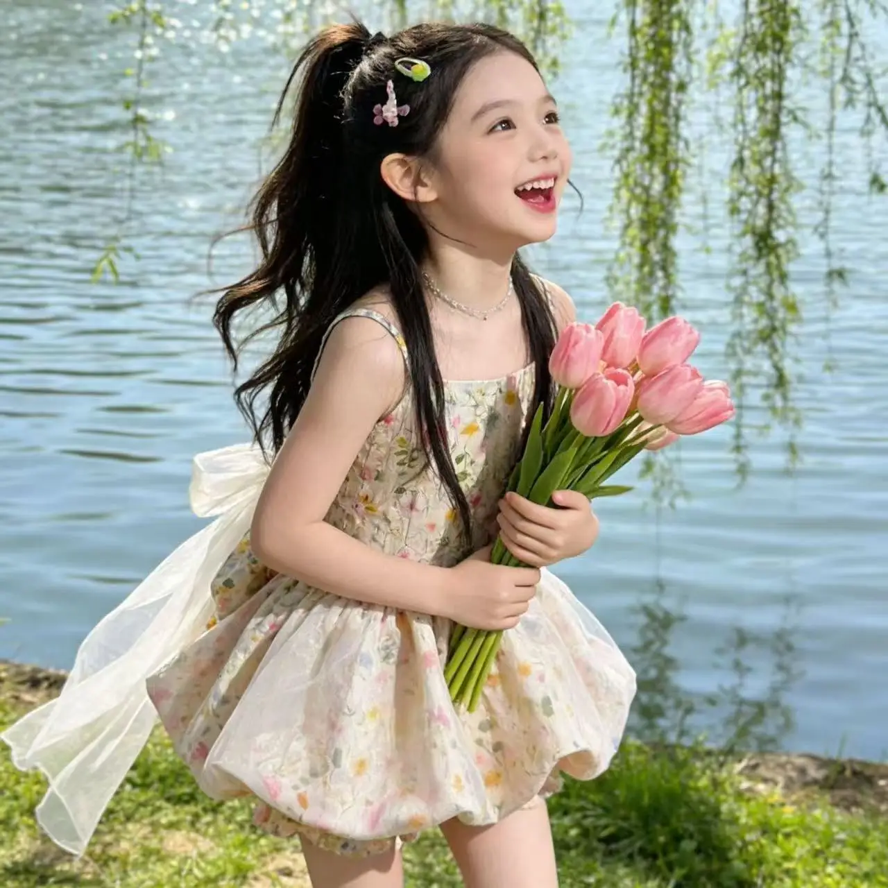 

Girls Floral Suspender Dress Flower Bud Shorts 2026 Summer Western-style Princess Dress Children Bow Yarn Trailing Fluffy Skirt