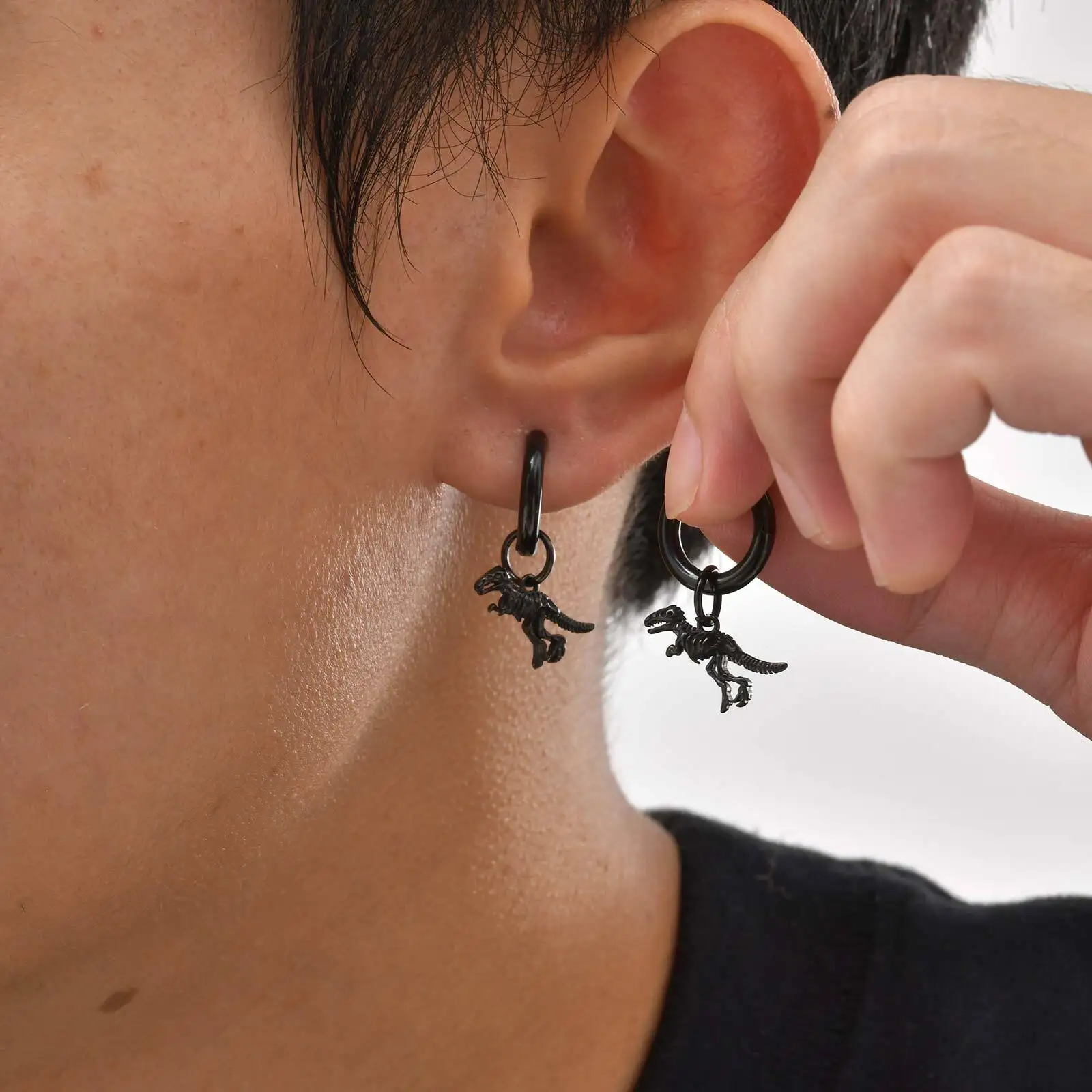 Herren-Dinosaurier-Creolen, Anti-Allergie-Tyrannosaurus Rex-Skelett-Ohrringe, Jurassic Dinosaurier-Enthusiasten-Ohrring, Geschenk