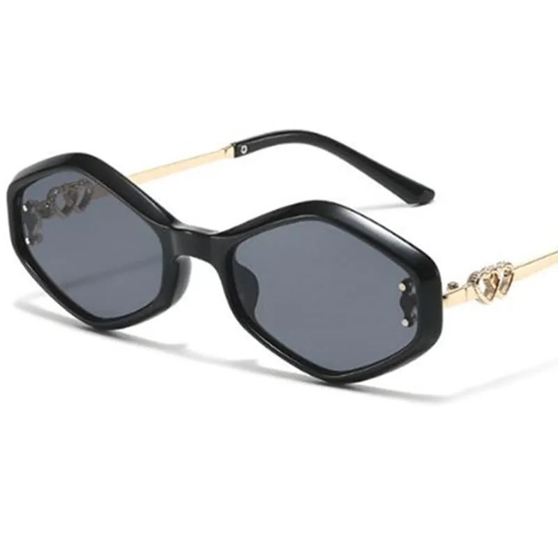 Oculos-de-sol-femininos-fashion-olho-de-gato-com-design-de-coracao-duplo-anti-uv-e-estilo-personalizado