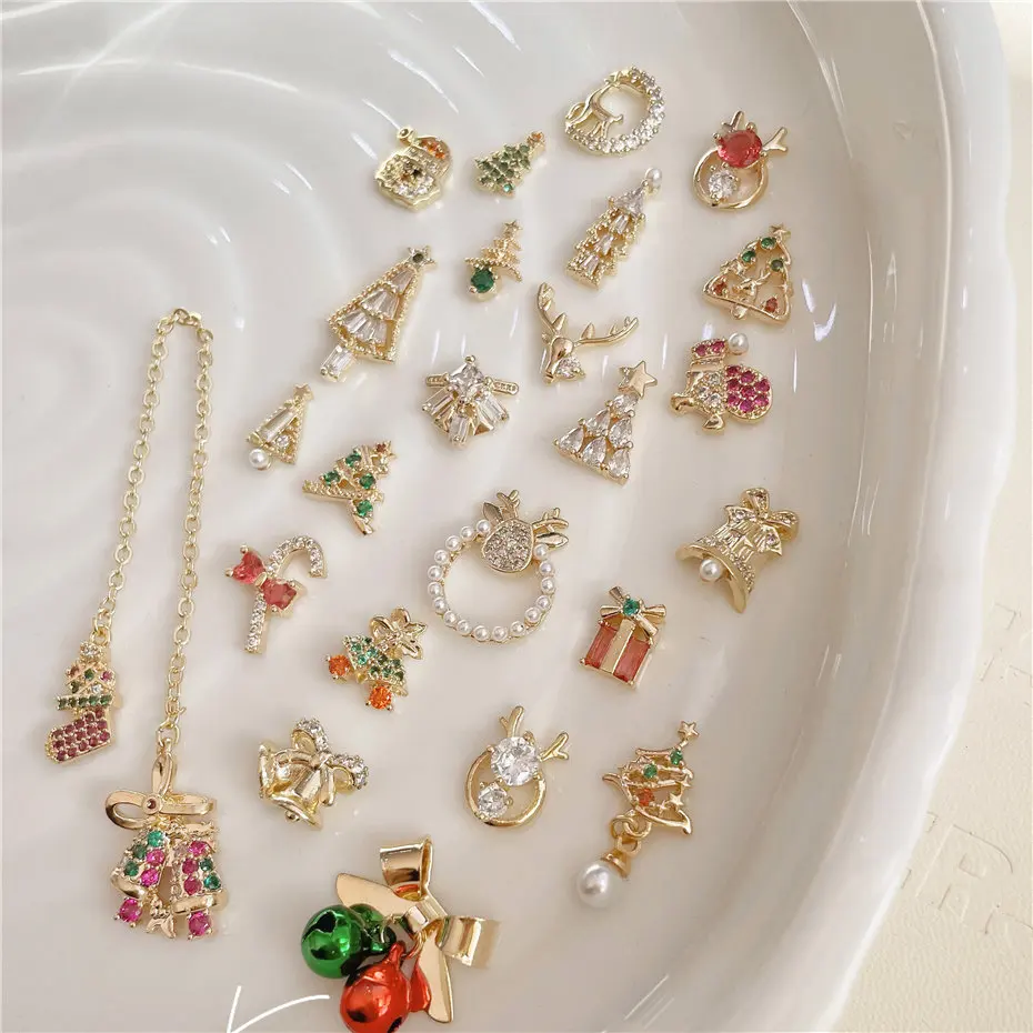 10pcs/lot Christmas Tree Wreath Deer Heart Nail Art Parts Zircon Crystal Manicure Nails Accesorios Supplies Decorations Charms