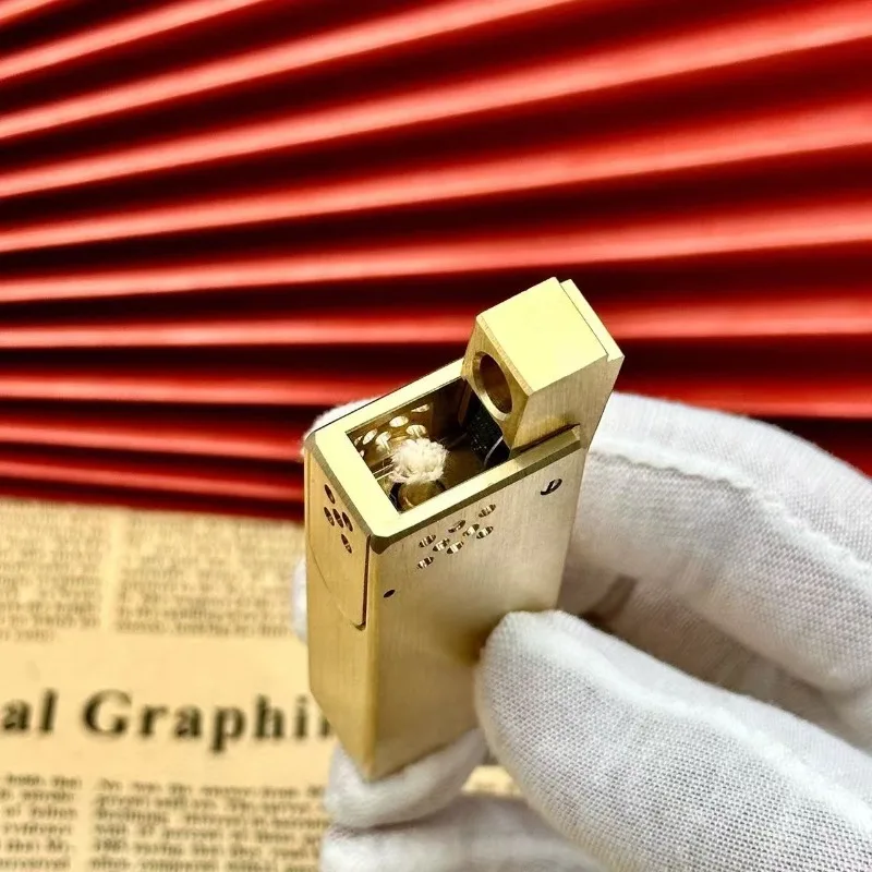 Handmade brass fuel lighter, one click ejection/grinding wheel lighter, DIY carving