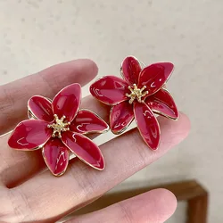 Metal Flower Drops Oil Earrings  European American Style Personality Fashion Stud Earrings Ms Girl Travel Wedding Accessories