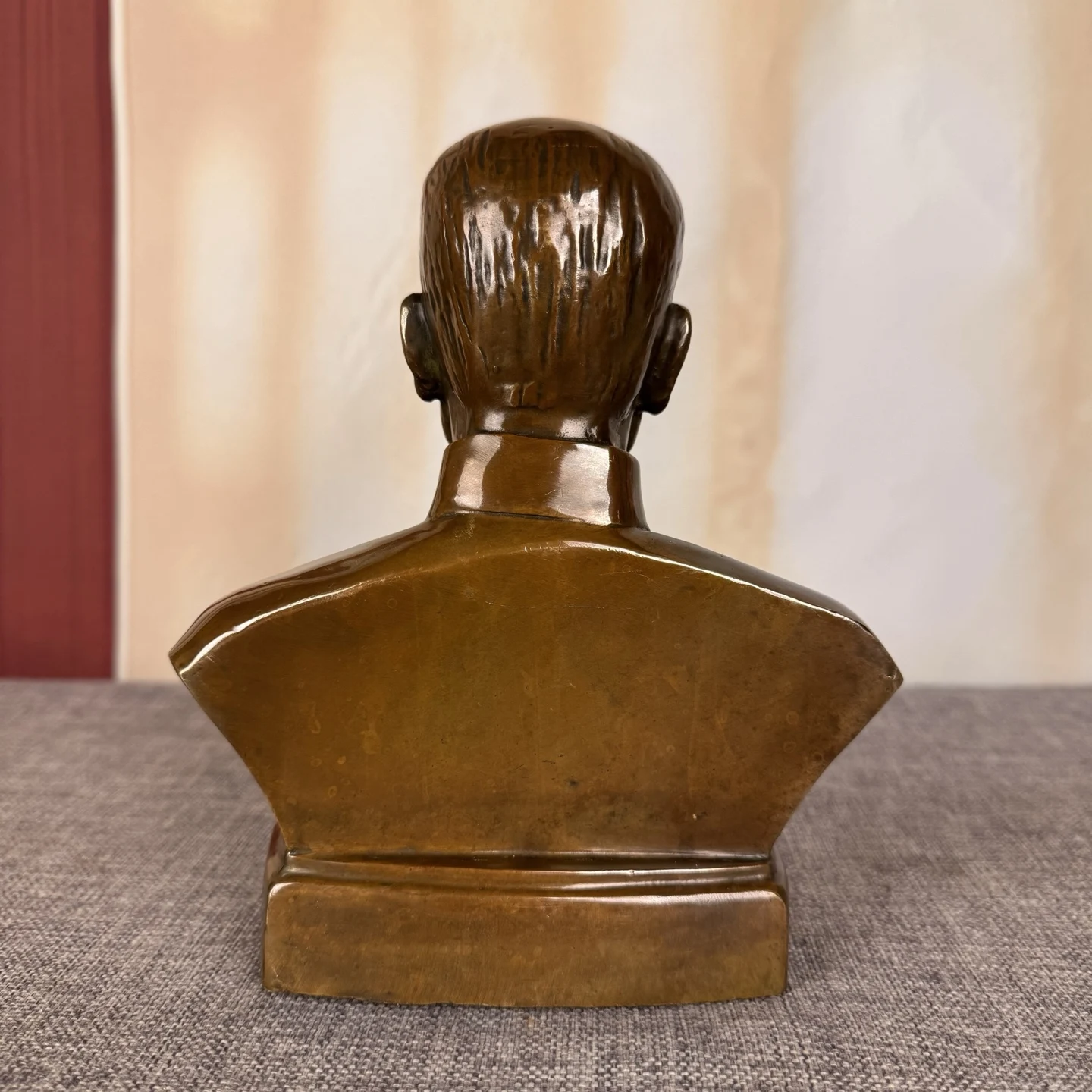Old Brass Chinese literary figure thinker revolutionary Lu Xun Half body statue Wenfang screen Amass wealth Town house Exorcism