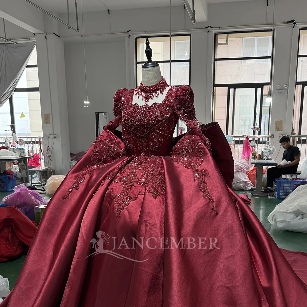 Maßgeschneidertes Vestido De Noiva Langarm-Ballkleid Stilvolles Hochzeitskleid Handgefertigte Blumen Pailletten Perlen Hochzeitskleid
