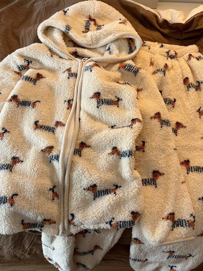 

Утепленный флисовый зимний пижамный комплект для мужчин и женщин с шапкой, домашняя одежда, спортивная одежда, большие размеры, термобелье для дома (до 300 г/м²)