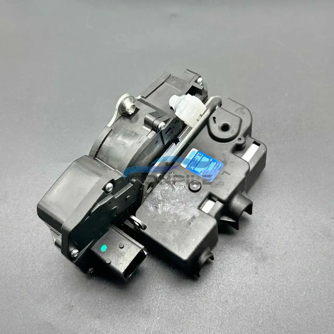 1Pc for Roewe 550 350 MG 6 door lock block assembly, door lock motor, central locking