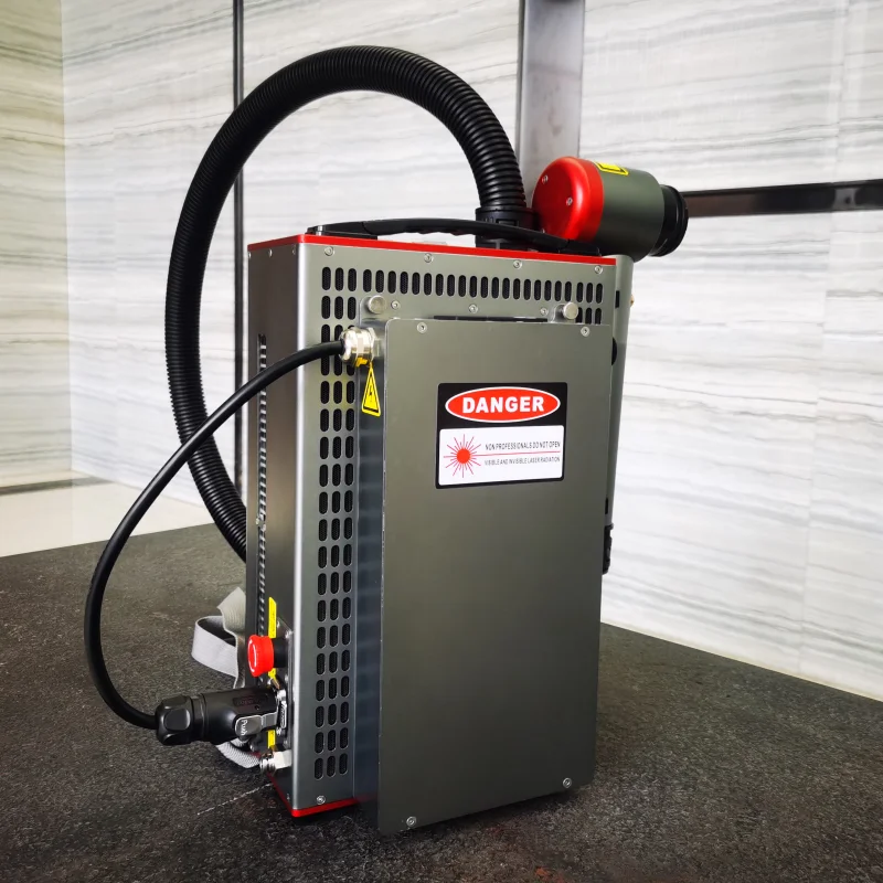 

BK-FLC100SZ GZTECH 100W Backpack Pulse Laser Cleaners Lightweight Pulsed Laser Cleaning Machine