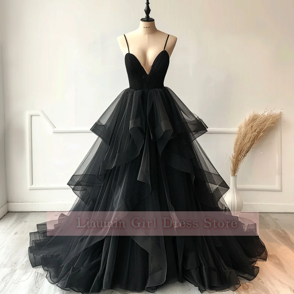 Une ligne satin noir longueur au sol sans bretelles chérie à lacets dos formel robe de soirée de Rhjupe élégante de mariée W9-4 personnalisé