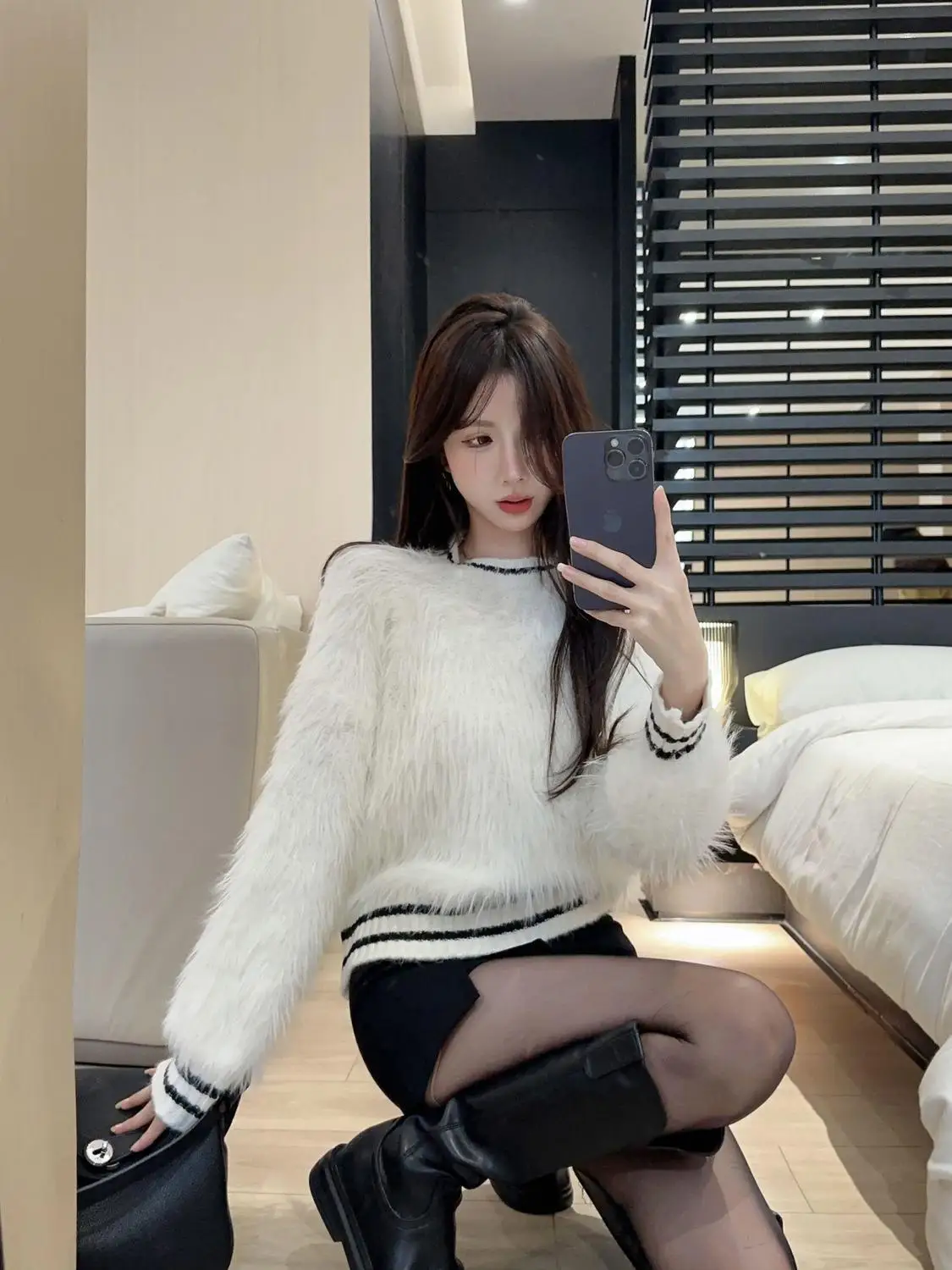 Korea Women Sweater Autumn Winter Fashion Long Sleeve O Neck Contrast Long Sleeve Pullover Vintage Female Knitted Tops