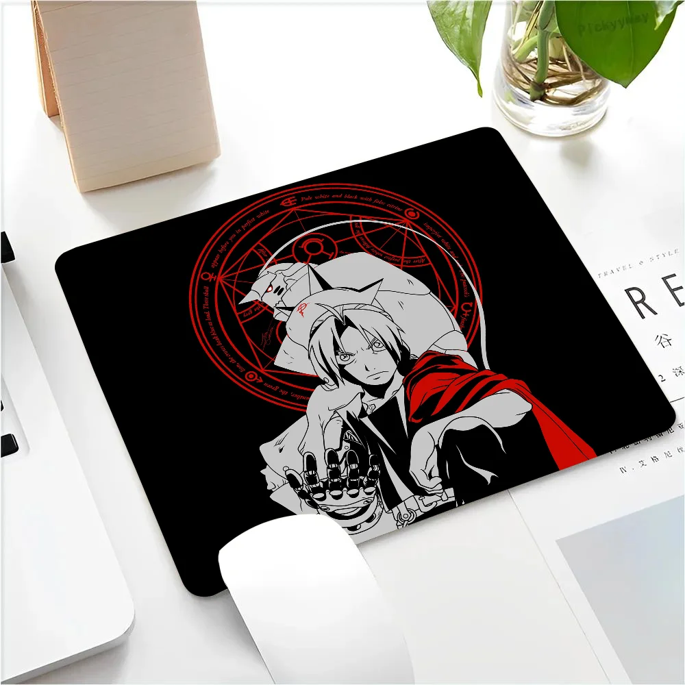 Fullmetal Alchemist Edward Elric Anime Mousepad Small LockEdge Mouse Pad For Gamers Computer Desk Pad Anti-slip Rubber