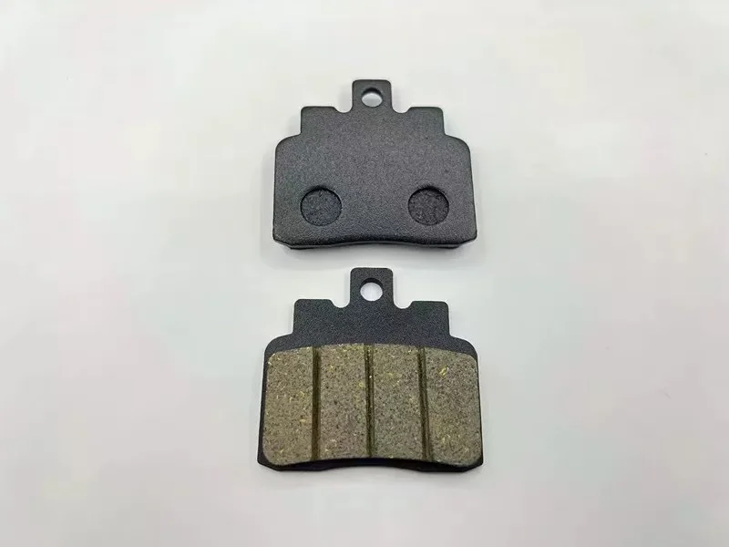 Suitable for Benda Jinjira 300 Greystone BD300 ROCK Korean Hyosung GV300S front and rear brake pad disc leather