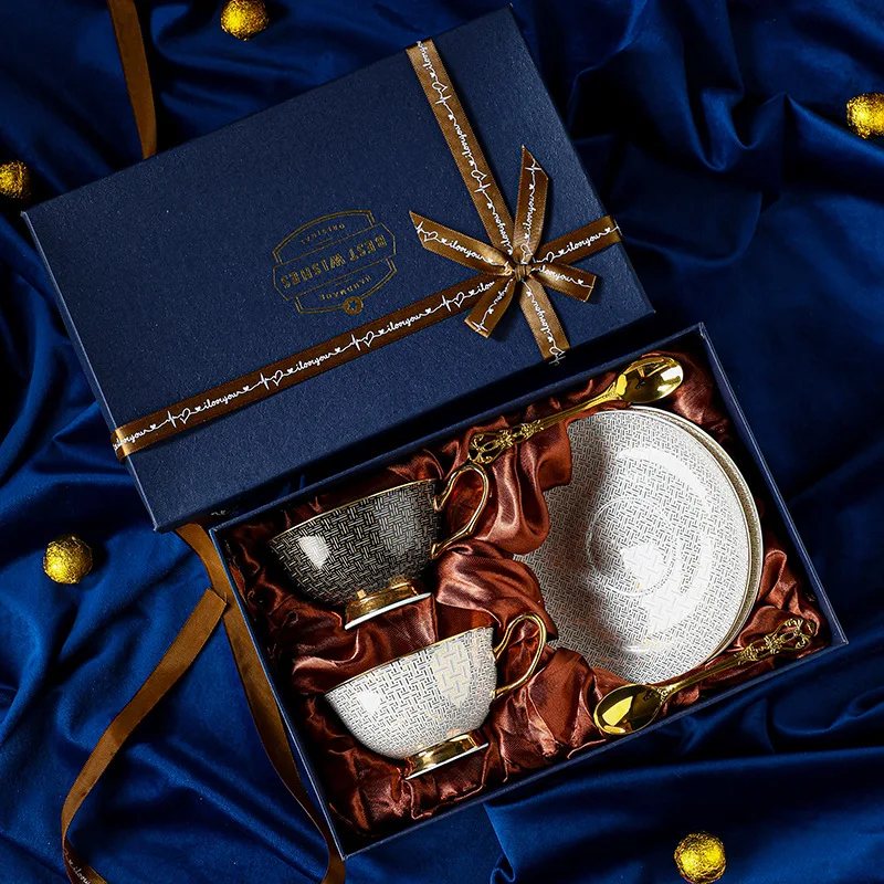 

Luxury Catering Bone China Cup Cafe Porcelain Coffee Cup and Saucer Dish Set with Box Gifts Drinkware Tea Cup Set Coffee Mugs