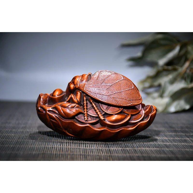 

4" Chinese Box-wood Hand Engraving Leaf Yuanbao Copper Cash Golden Cicada Wealth Statue Craft Gift Decoration Home Decore