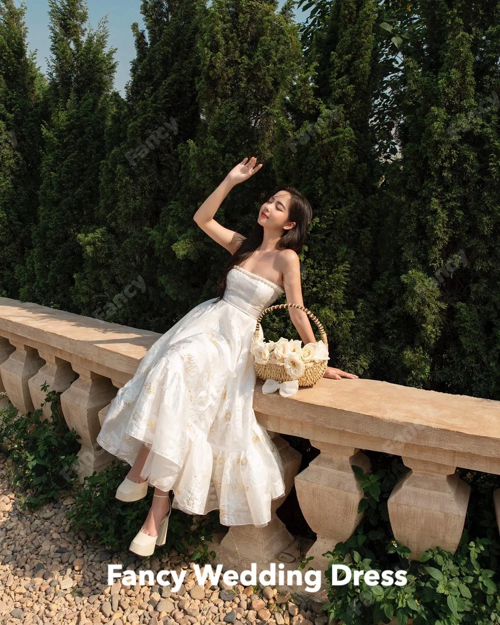 Fancy Korea Fairy Ivory Strapless Evening Dress Special Flower Applicate Sleeveless Prom Gown customized