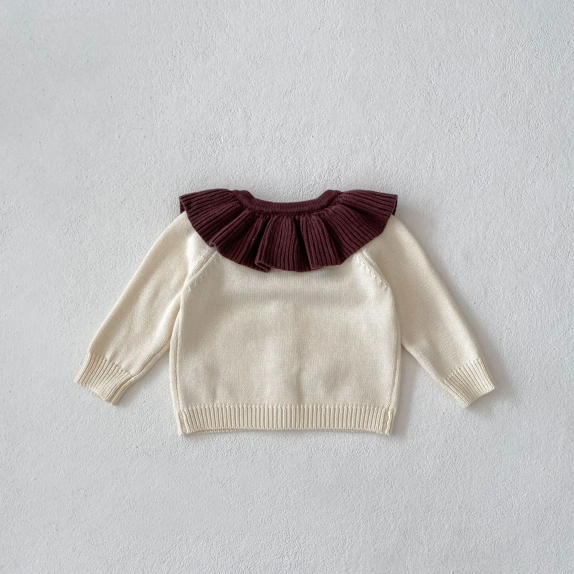 Autumn 0-3 year old baby girl lotus leaf collar handmade heart knitted long sleeved jacket
