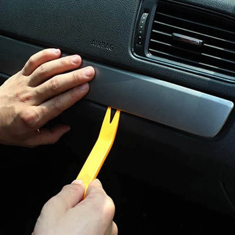 4Pcs Car Removal Tool Car Radio Door Clip Panel Trim Dash Auto Radio Removal Pry Tool Automobile Interior Disassemble QXNY