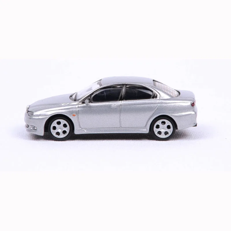 Resin 1:87 Scale 2002 Alfa Romeo 156 GTA Car Model Silver Adult Classic Collection Static Display Ornamen