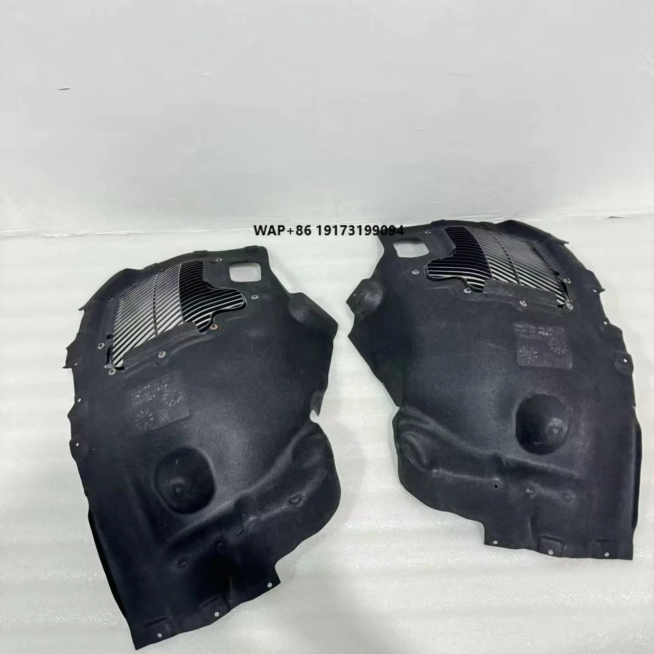 

For-Rolls Royce Cullinan China Made Wheel Cover Mudguard OEM 51717441321 51717441322