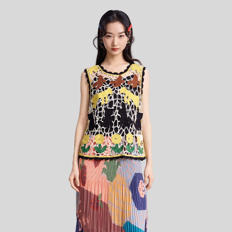 MOVEUP Women's Crochet Vest 2026 Spring Animal Tulip Crochet Sleeveless Top Scalloped Edge Hollow-out Knitted Vest 3ELC31003