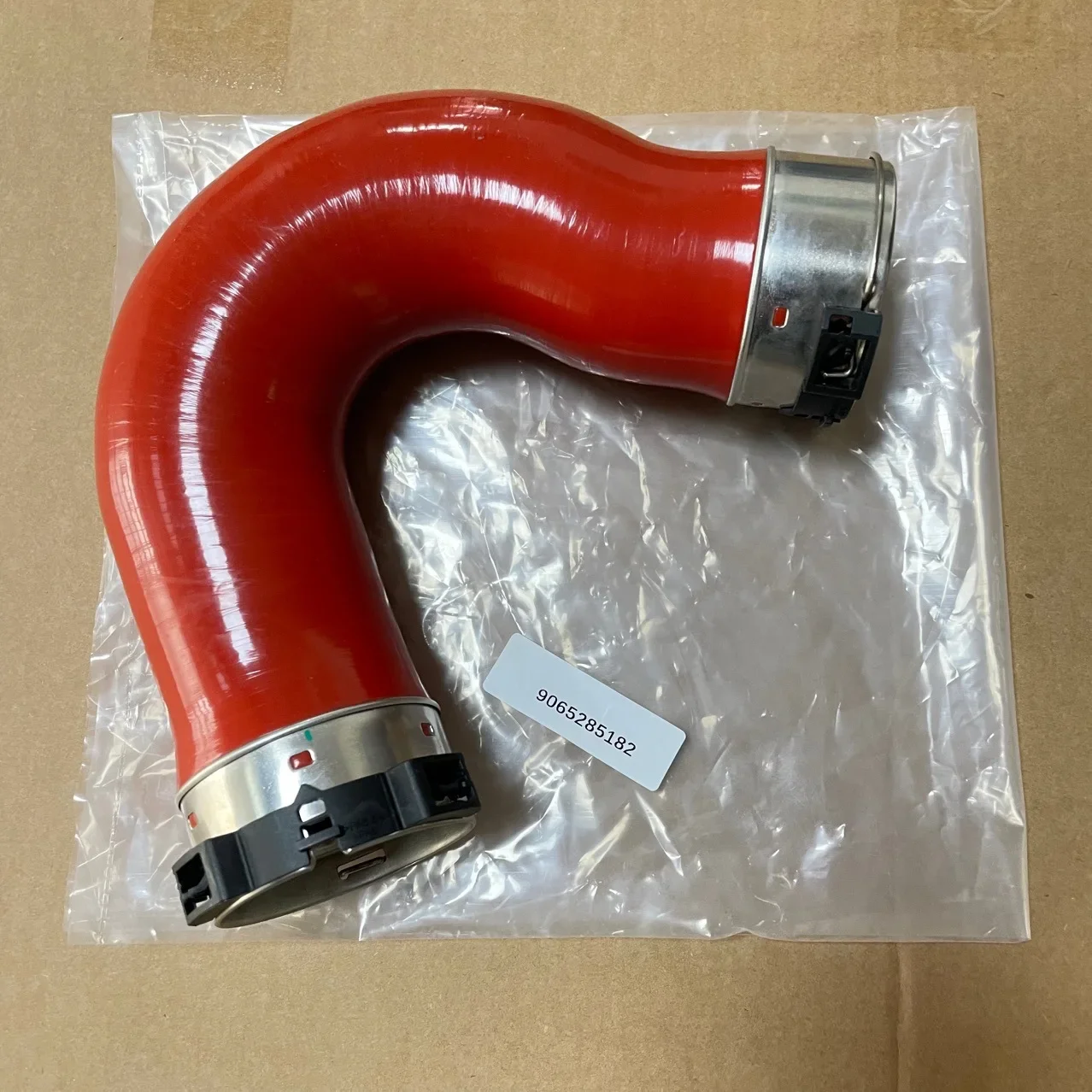 

9065285182 A9065285182 Шланги турбокомпрессора интеркулера для Mercedes Benz Sprinter W906 CDI Boost воздухозаборный шланг