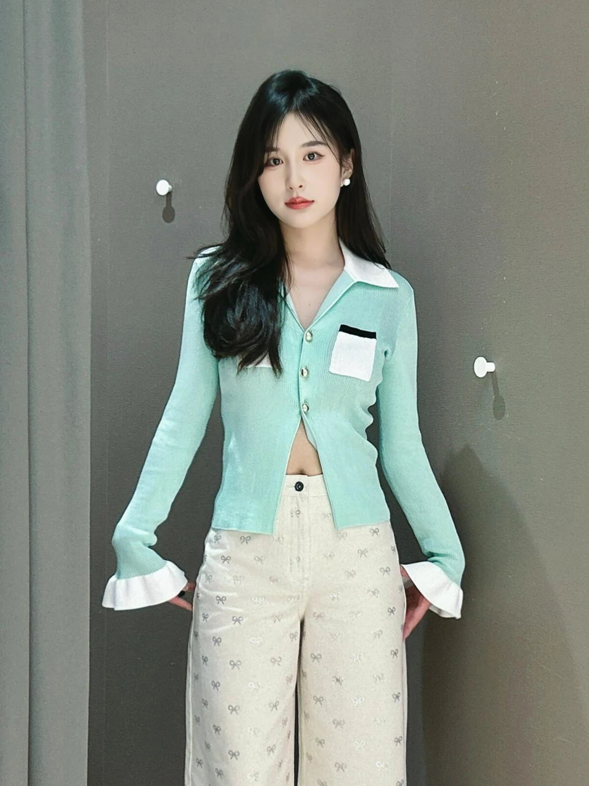 Spring Summer New Style SelfSP Light Green Color Block Knitted Sleeveless Cardigan Women's Fashion Ladies' Knitted Top