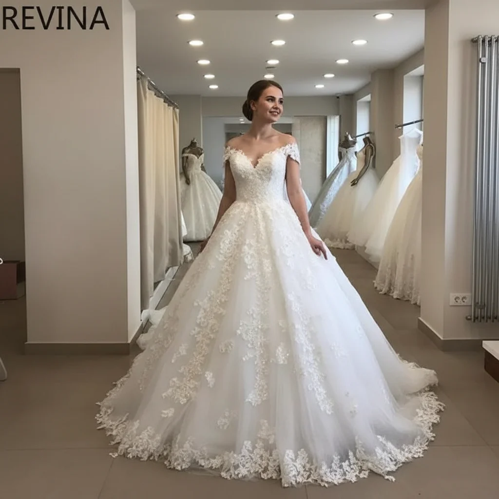 

Elegant Off-Shoulder V-Neck Ball Gown Wedding Dress Lace Chiffon Vestido De Novia with Stickers Customizable Back Bridal Gown