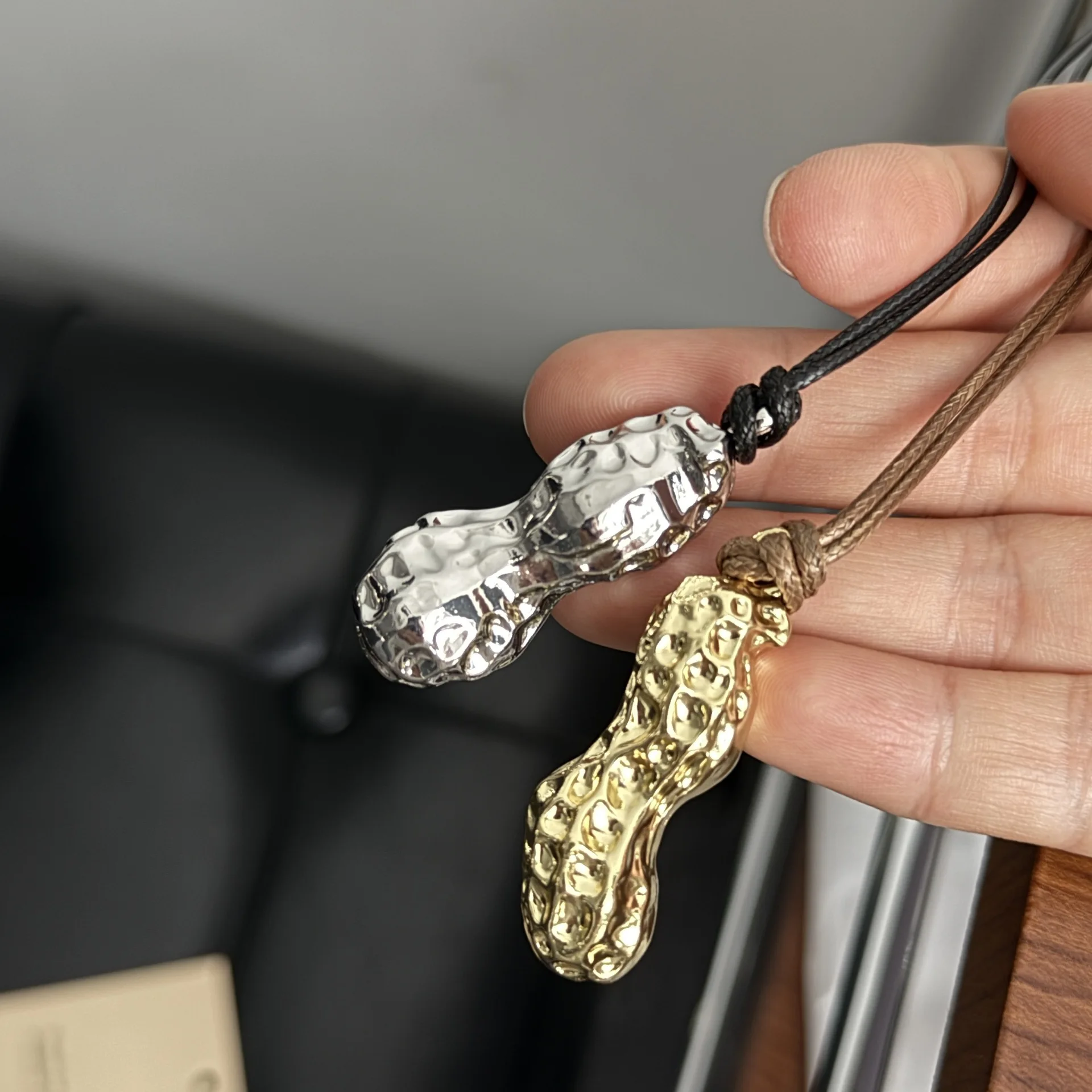 Charming Geometric Peanut Pendant Necklace for Women