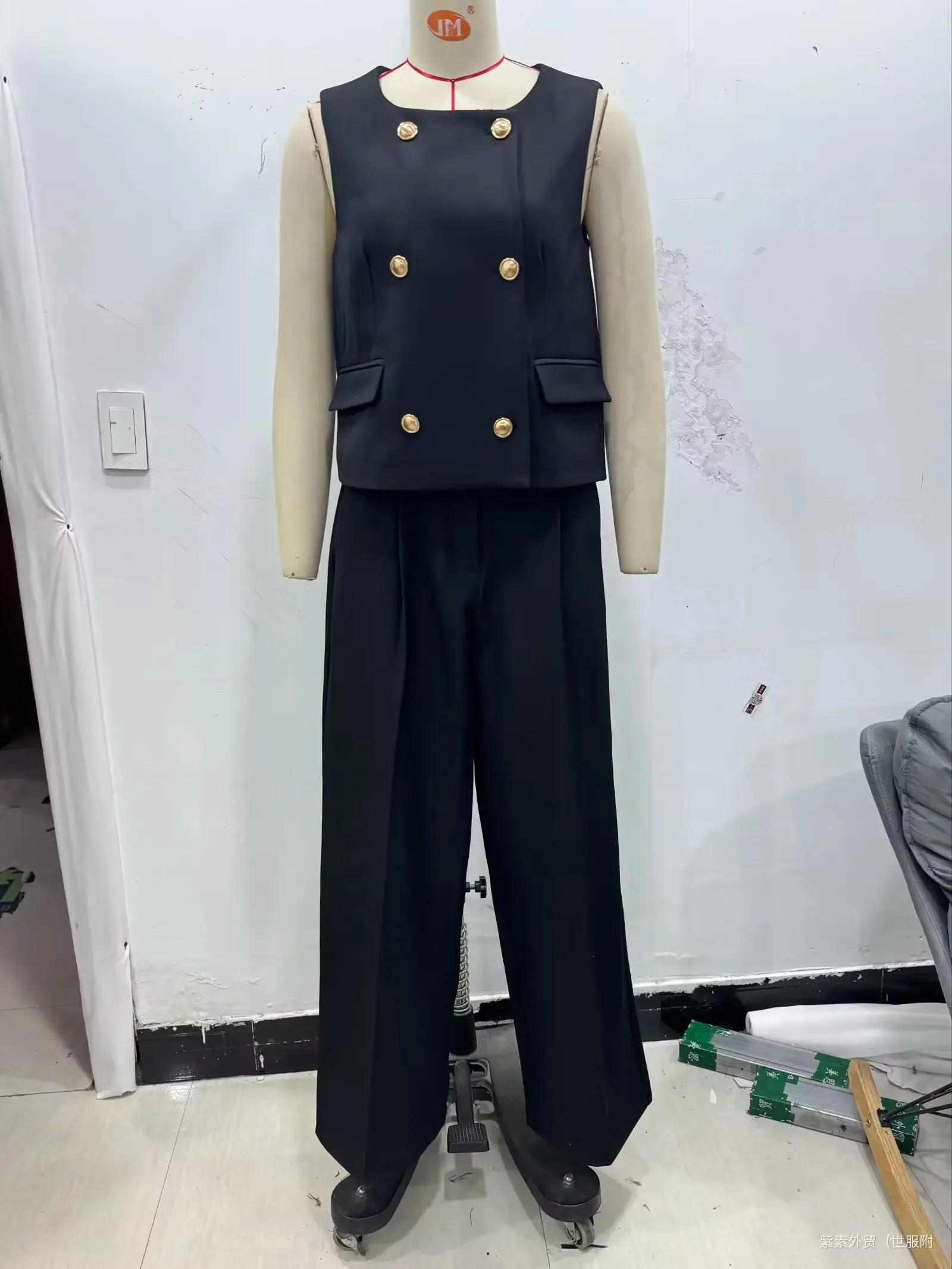 

HH Women Summer Loose Solid 2-Piece Set O-Neck Sleeveless Double-Breasted Top+Casual Pleated High Waist Zipper Pockets Pants