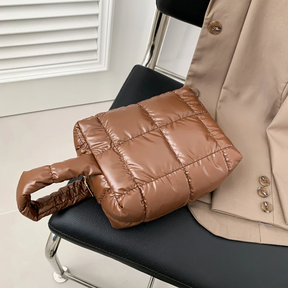 Borsa per il trucco trapuntata da donna borsa per cosmetici borsa per cosmetici portatile di grande capacità con manico borsa da toilette in tinta unita