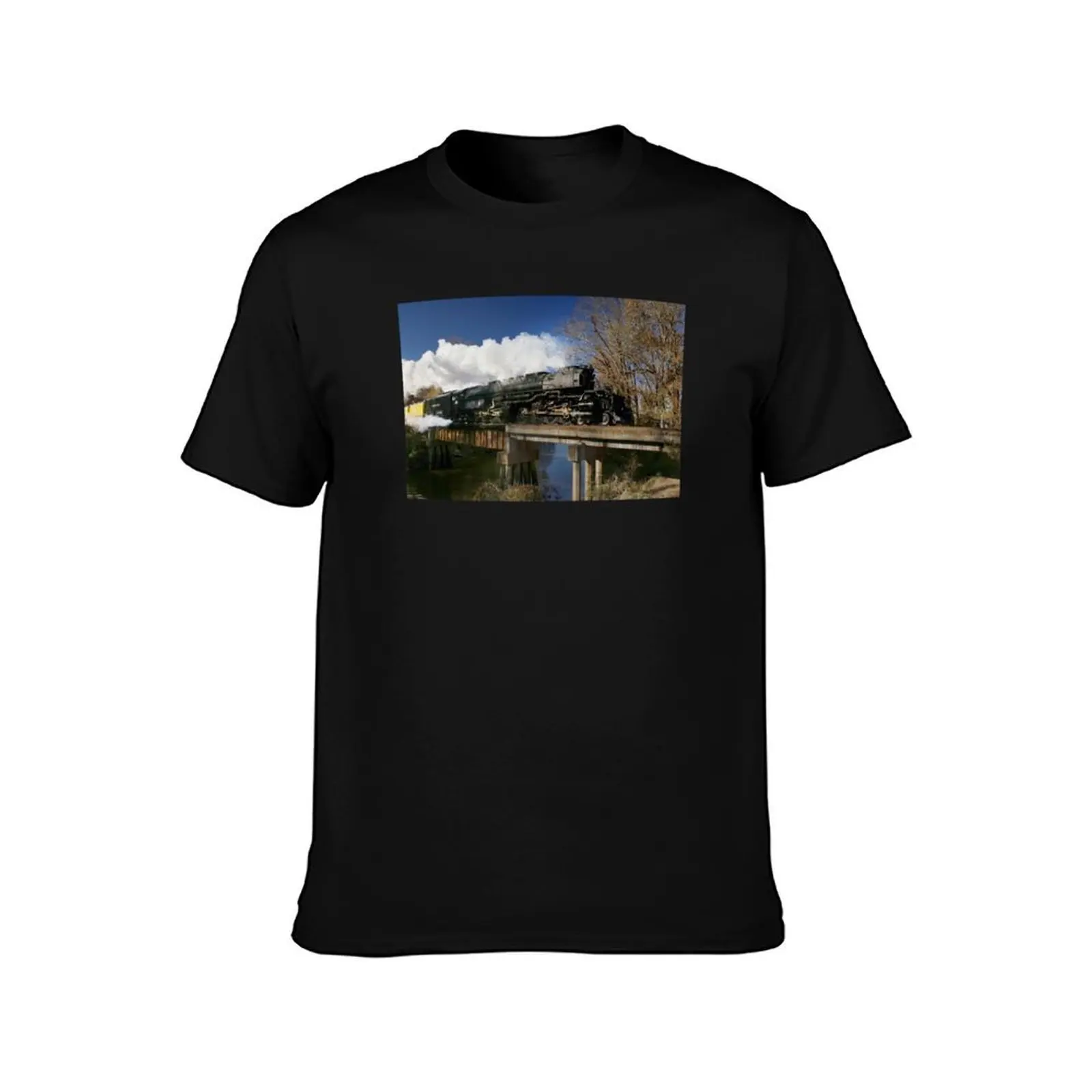 Union Pacific Big Boy 4014 Steam Engine T-Shirt Simple Solid Color Crew Neck Tee T-Shirt