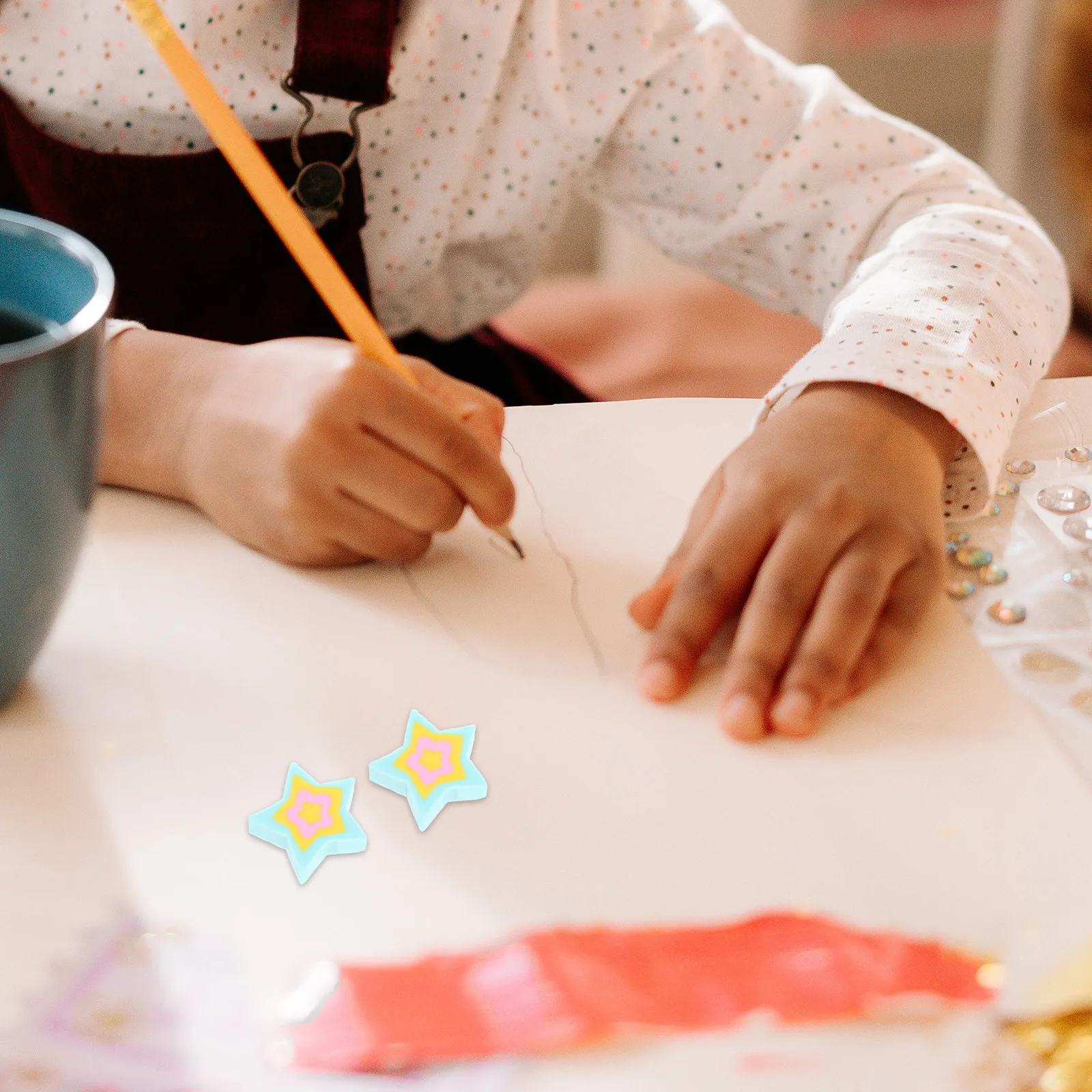 

50Pcs Adorable Star Erasers Mini Kawaii for Kids School Supplies Classroom Pets Bulk Fun Accessories