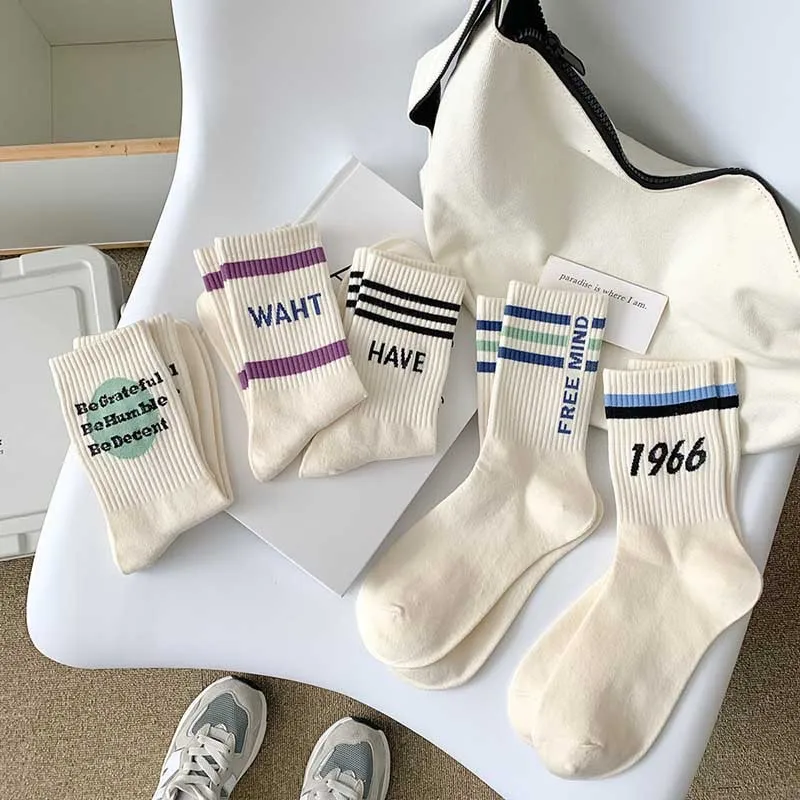 

2 Pairs Of Socks Women's White Mid-tube Socks Spring Summer New Letter Striped Socks Trend Sports Casual Cotton Socks