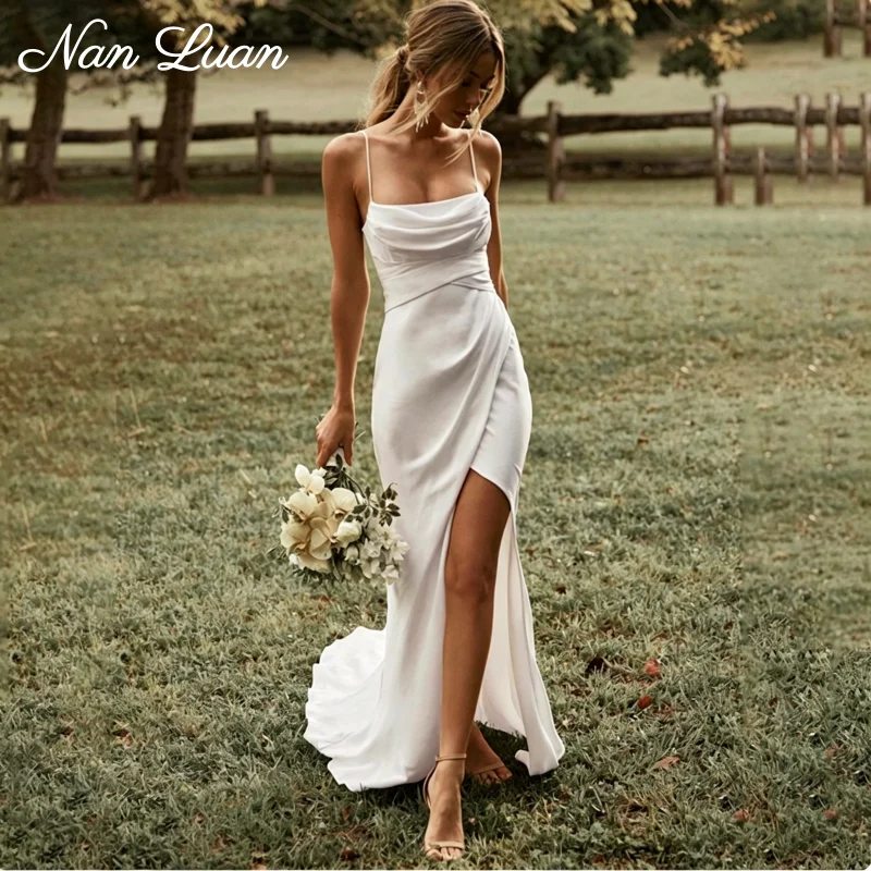 2026 Spaghetti-Träger Satin Brautkleid mit hohem Schlitz, figurbetont, Schleppe, Brautkleid, Vestidos de Novia, maßgeschneidert