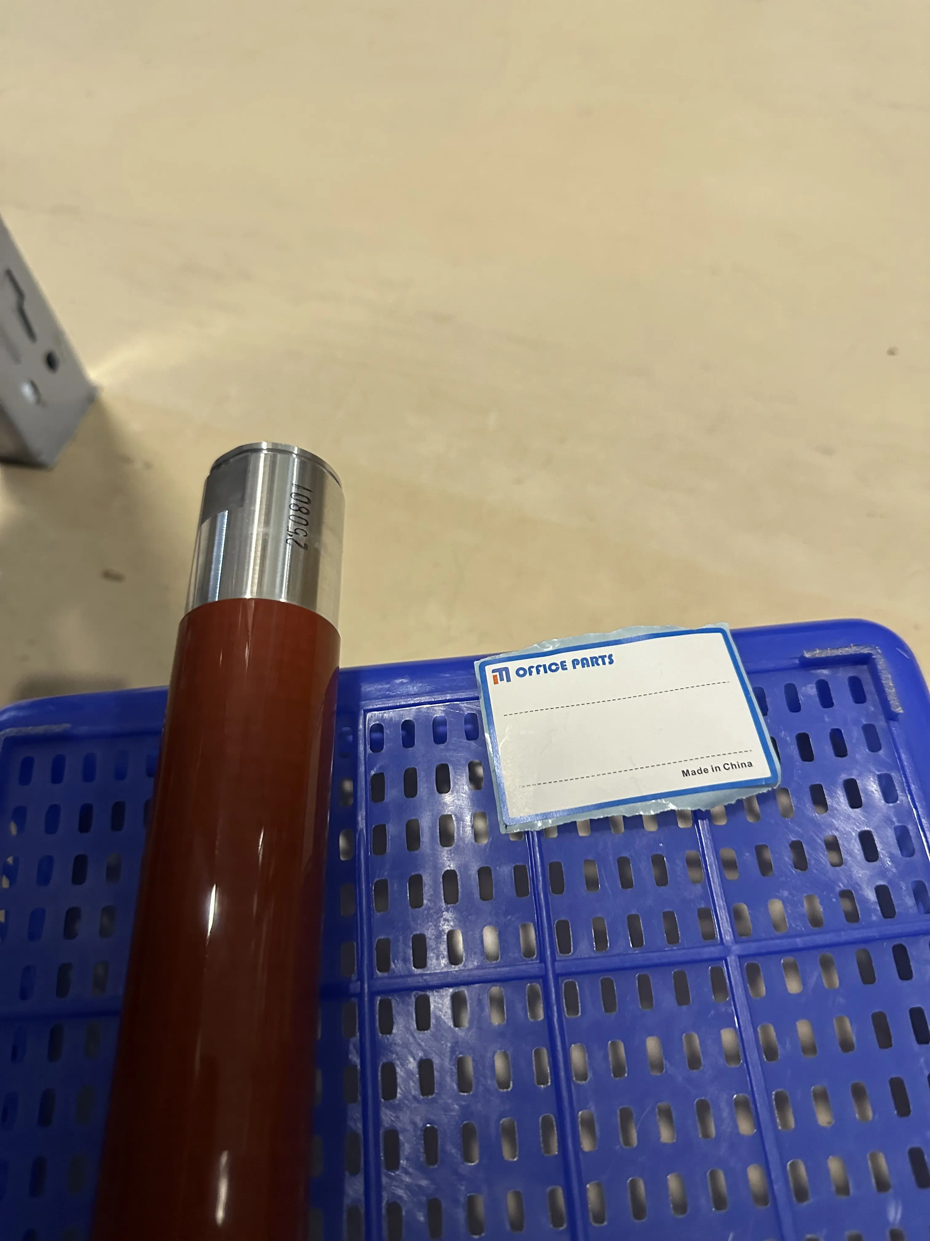 

Верхний нагревательный ролик фьюзера для Xerox Color 550 560 C60 C70 C75 J75 DC 240 242 250 252 260 700 6550 7550 7775 7780 059K33390