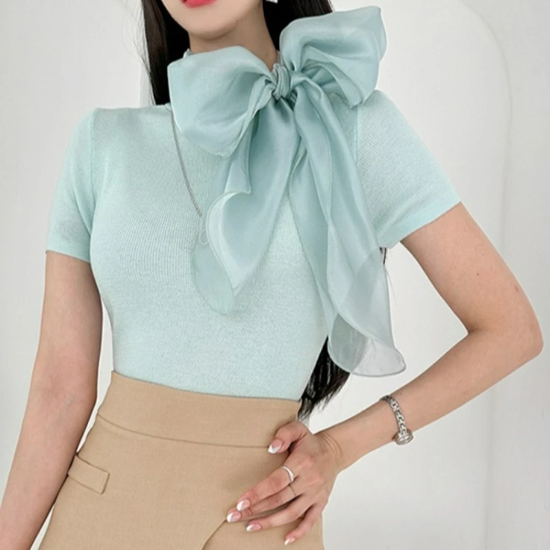 

KUSAHIKI New Knitted Splicing Bow Women's Knitted Top Fashion Elegant Short Sleeve Shirt
