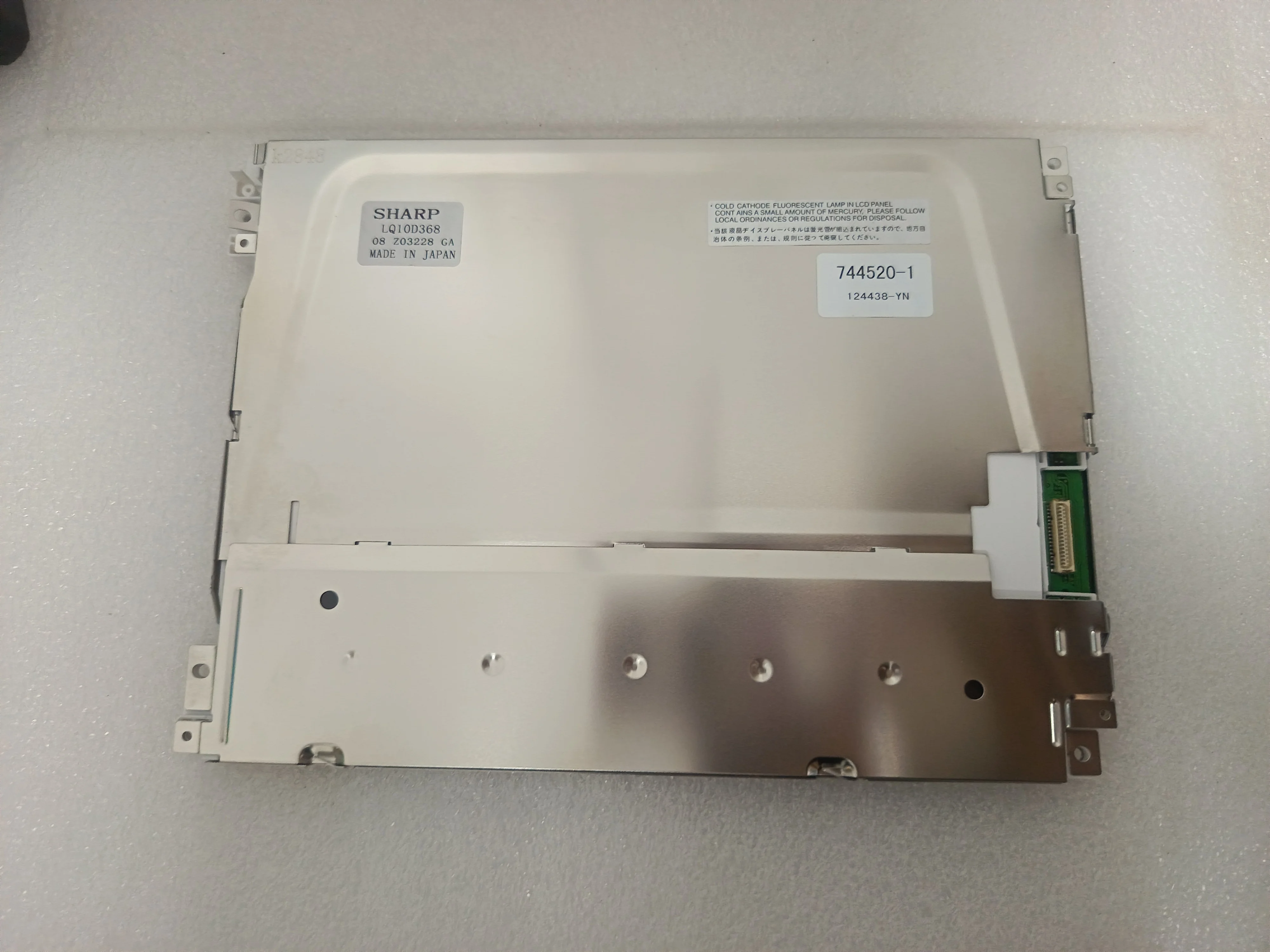 10.4 inch LQ10D368 TFT LCD Panel 640*480 Resolution Industrial Display with Parallel RGB (1 ch, 6-bit) , 31 pins Connector