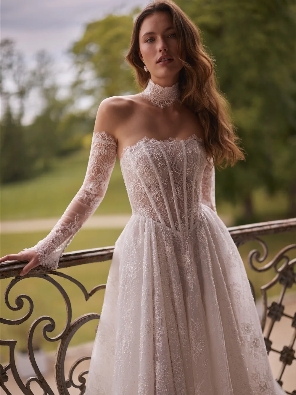 Detachable Sleeve Shinny Beaded Wedding Dress Glamorous Lace Strapless Bridal Gown Customized A-line Long Dresses For Bride