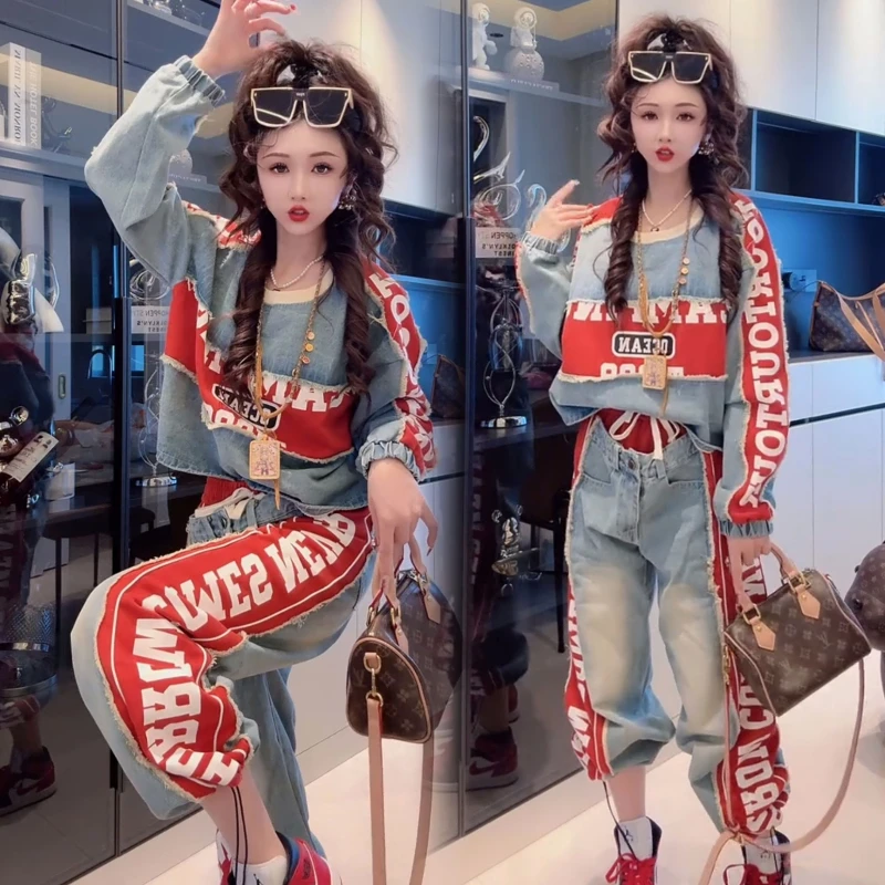 

2025 Spring New European Hoodie Splicing Jeans Fashion High end Year Light Luxury Personalized Leisure Two piece Set