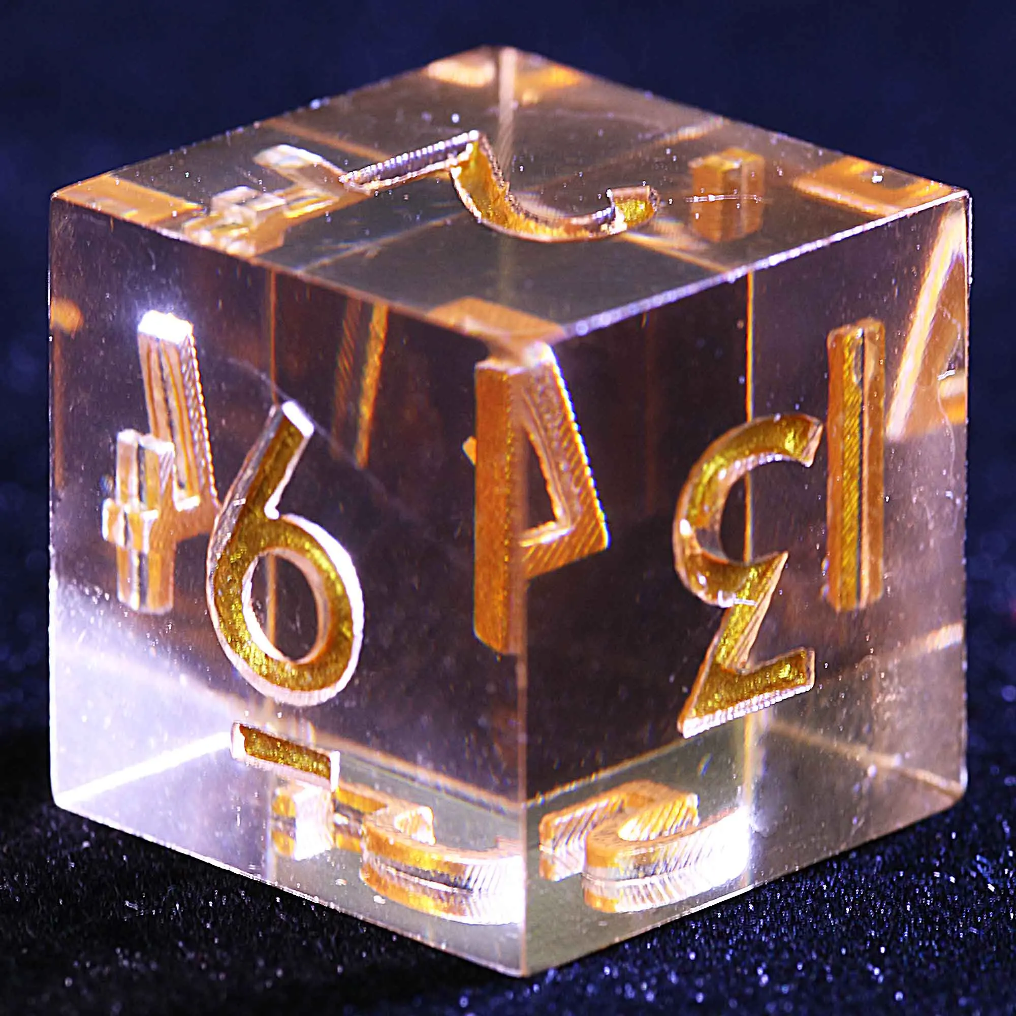 

Набор из 9 многогранных кубиков из смолы DD Solid Caramel