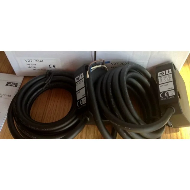 Japan OPTEX emitter photoelectric switch V2T-7000 V2T-D accessories (1PCS)