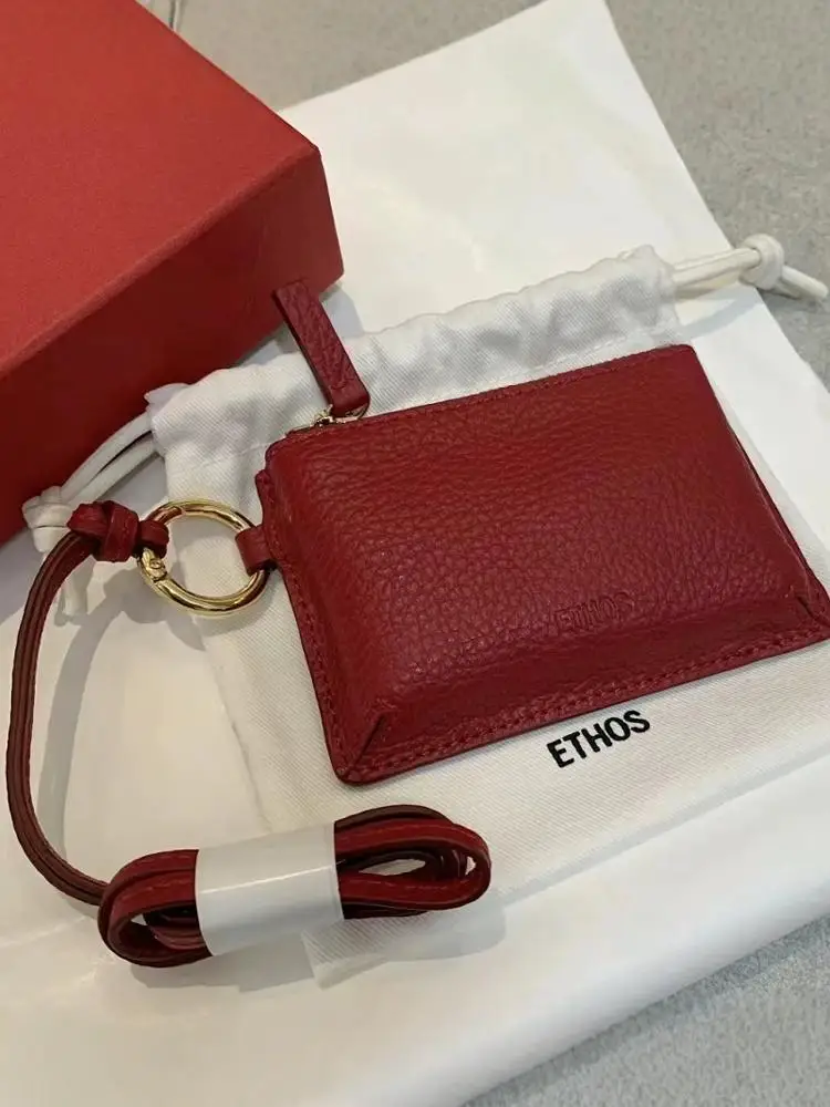 

Ele Red Leather Coin Purse Faionable Pendant Nelace Small Bag Sli Korean Sle Women's Handbag Zipper Closure