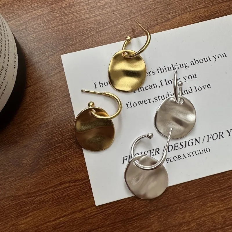Trendy Simple Geometry Metal Wrinkled Texture Hoop Earrings for Women Unique Personality Elegance Daily Party Wear Jewelry Gifts
